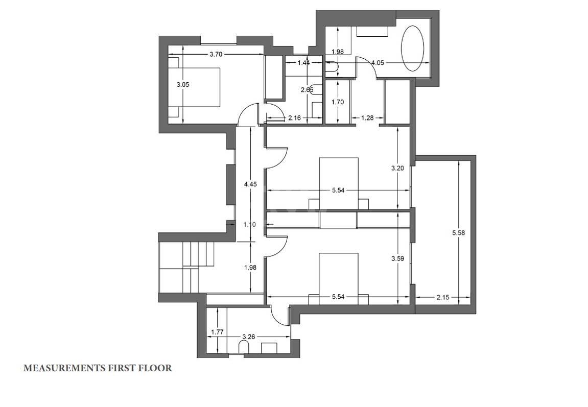 Elegant Villa i Nueva Andalucia inom en fridfull och privat plats