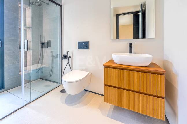 Elegant Villa i Nueva Andalucia inom en fridfull och privat plats