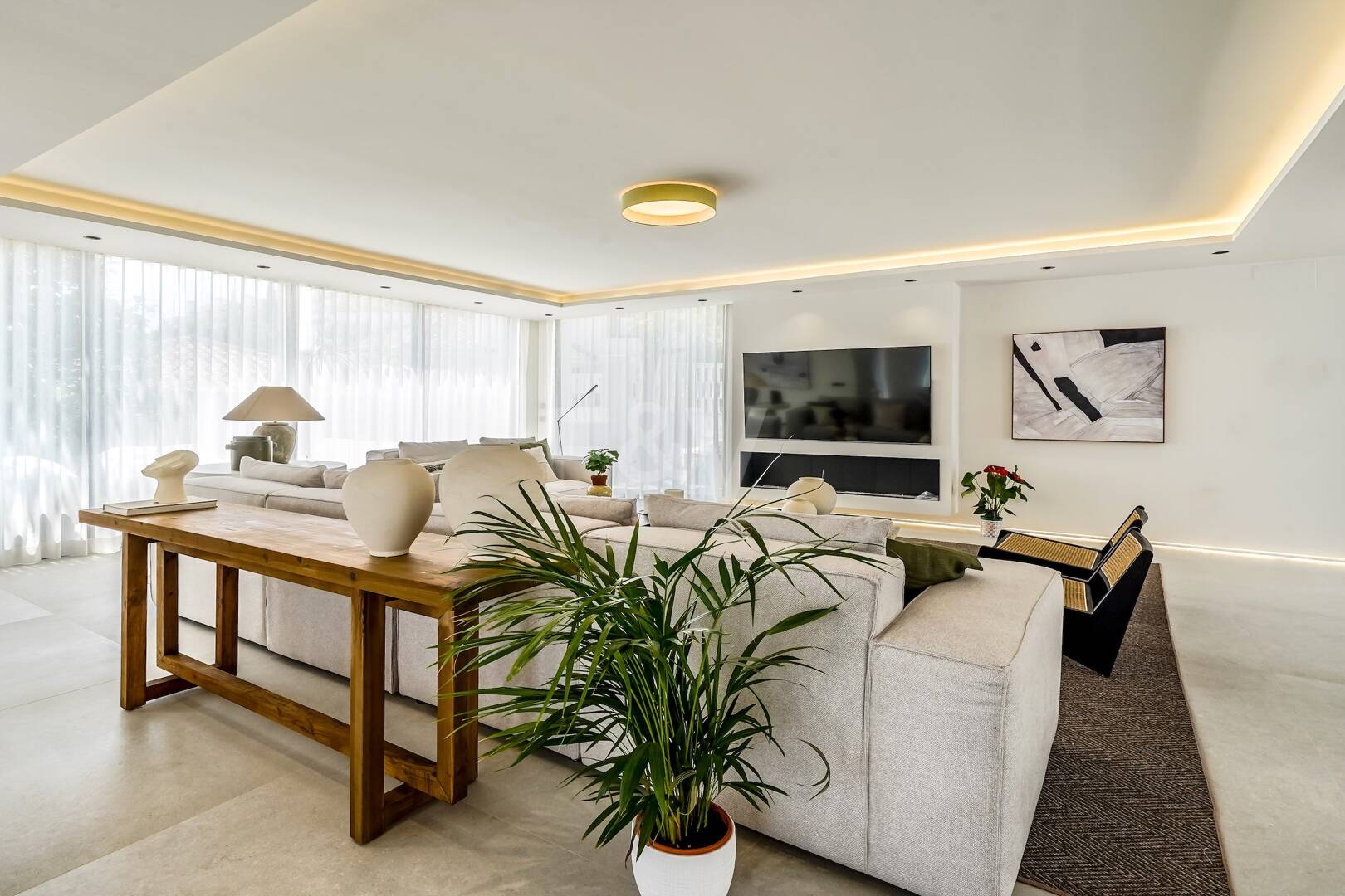 Elegant Villa i Nueva Andalucia inom en fridfull och privat plats