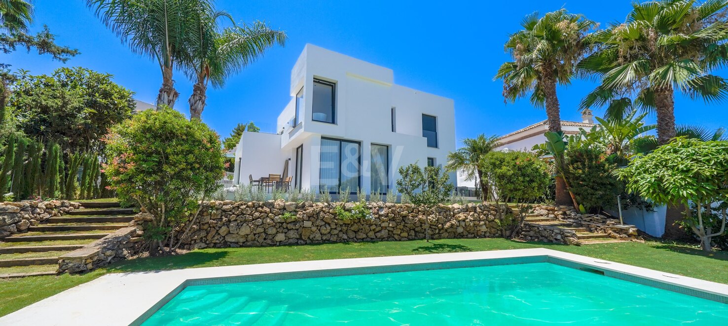 Elegant Villa in Nueva Andalucia within a Peaceful and Private Location