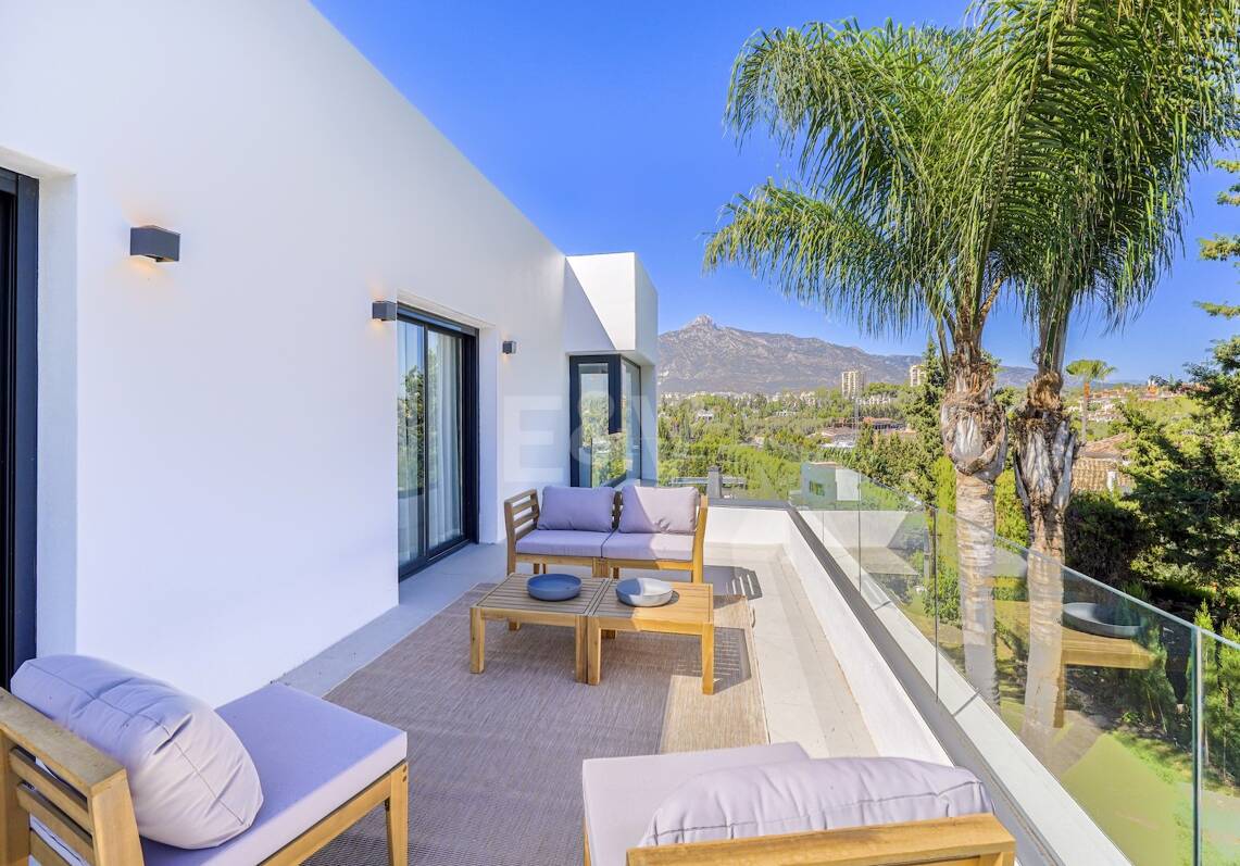 Villa Elegante en Nueva Andalucia en una area muy tranquila y privada