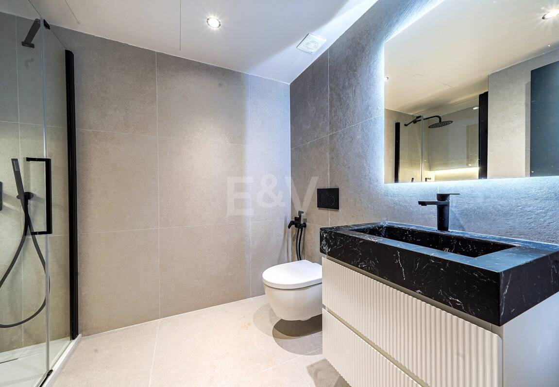 Elegant Villa i Nueva Andalucia inom en fridfull och privat plats