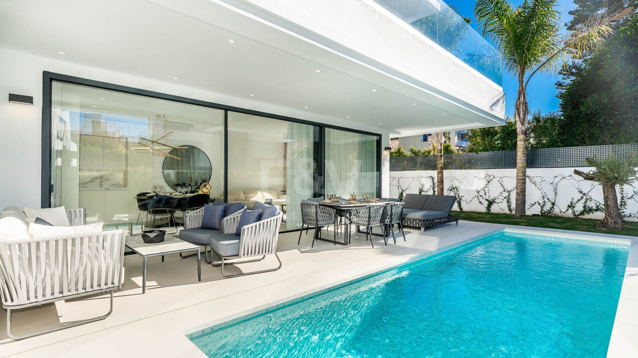 Modern villa in an unbeatable location between the Golden Mile and Puerto Banús