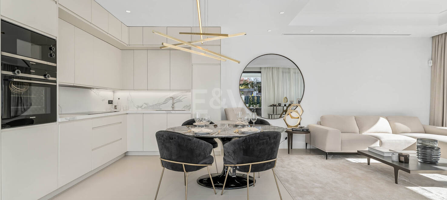 Modern villa i ett oslagbart läge mellan Golden Mile och Puerto Banús