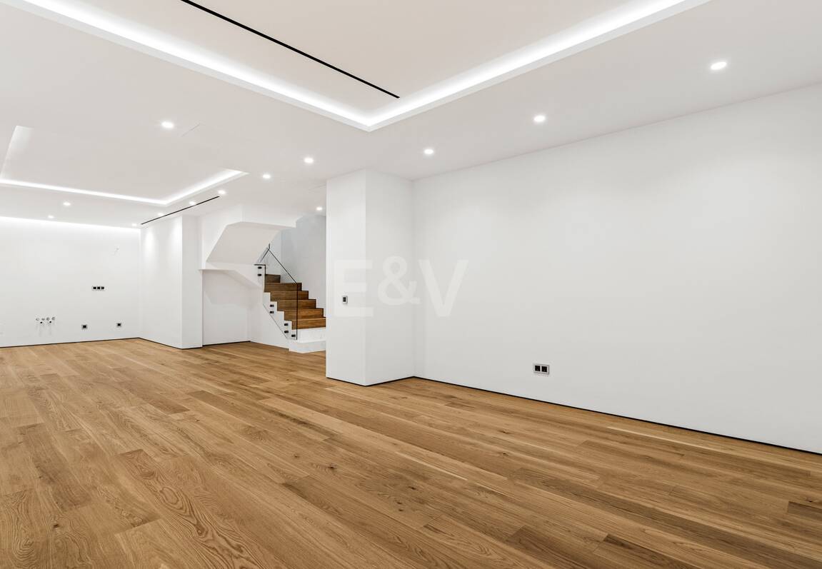 Elegant Duplex lägenhet i en modern Golden Mile gemenskap