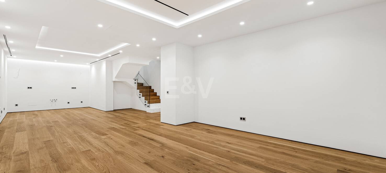Elegant Duplex lägenhet i en modern Golden Mile gemenskap