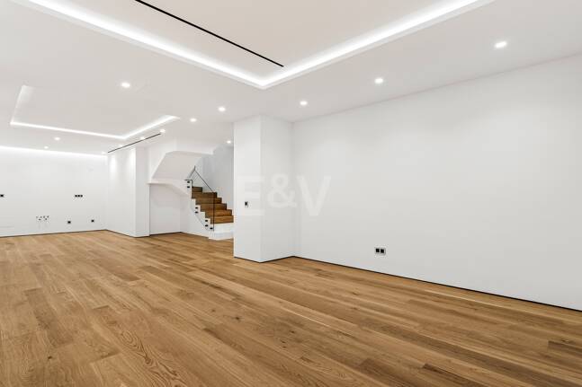 Elegant Duplex lägenhet i en modern Golden Mile gemenskap