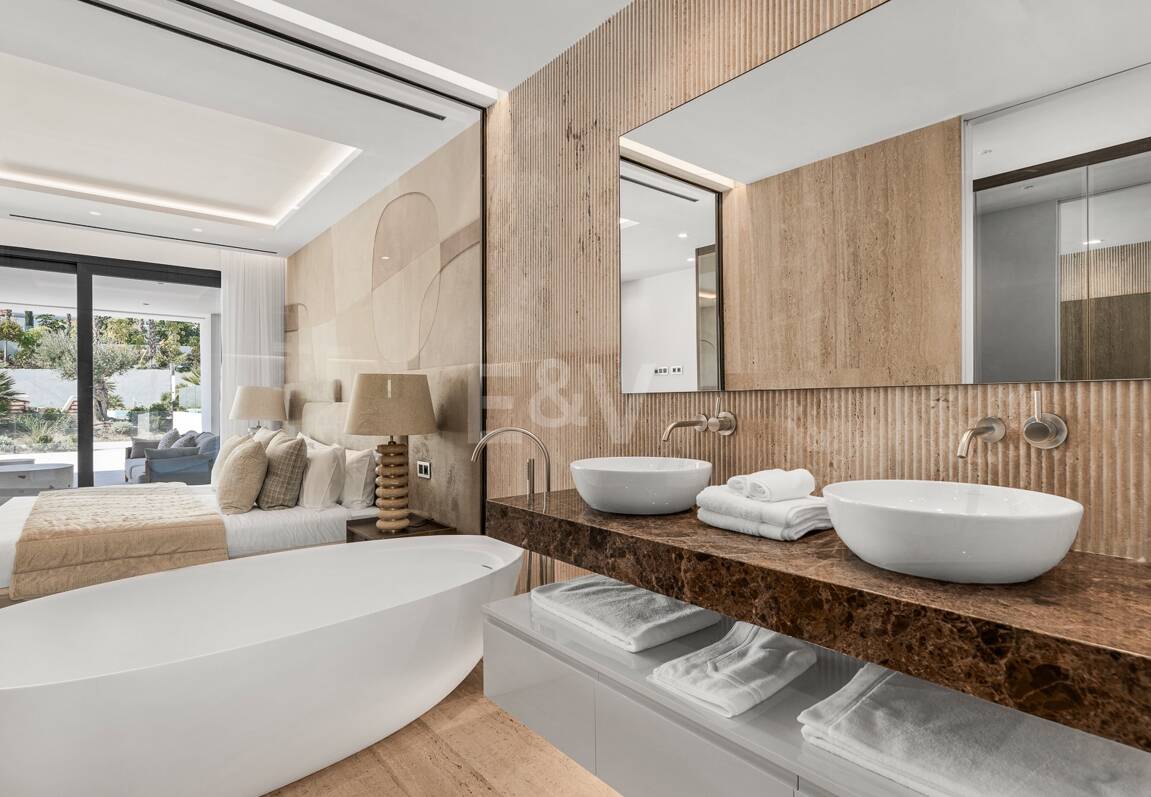 Elegant Duplex lägenhet i en modern Golden Mile gemenskap