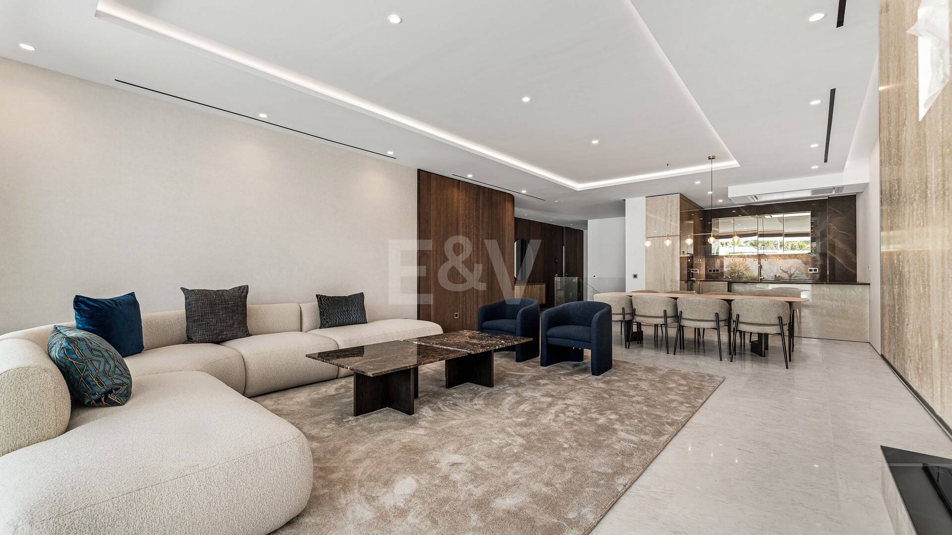 Elegant Duplex lägenhet i en modern Golden Mile gemenskap