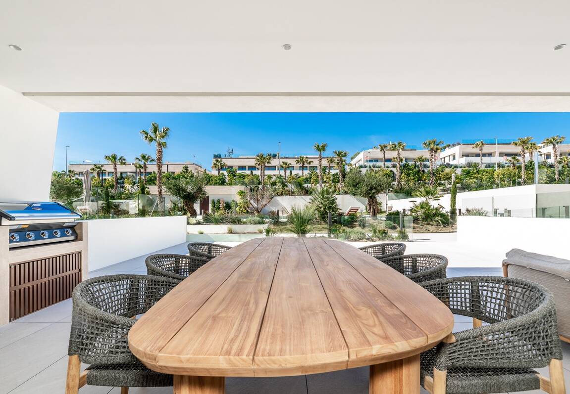 Elegant Duplex lägenhet i en modern Golden Mile gemenskap