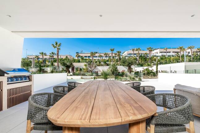 Elegant Duplex lägenhet i en modern Golden Mile gemenskap