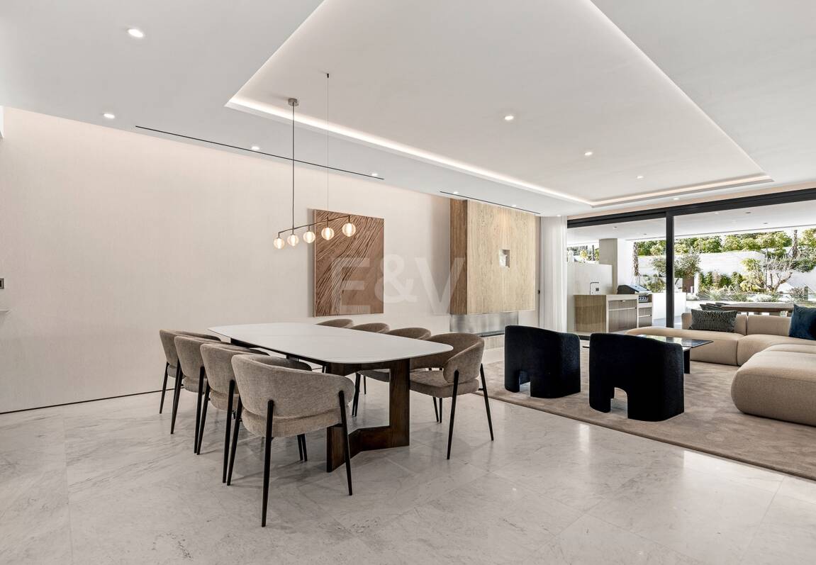 Elegant Duplex lägenhet i en modern Golden Mile gemenskap