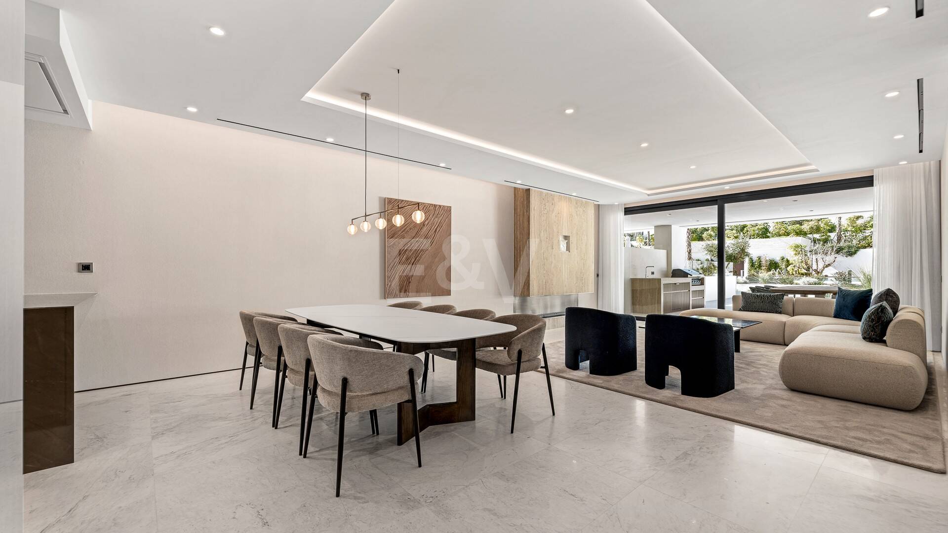 Elegant Duplex lägenhet i en modern Golden Mile gemenskap