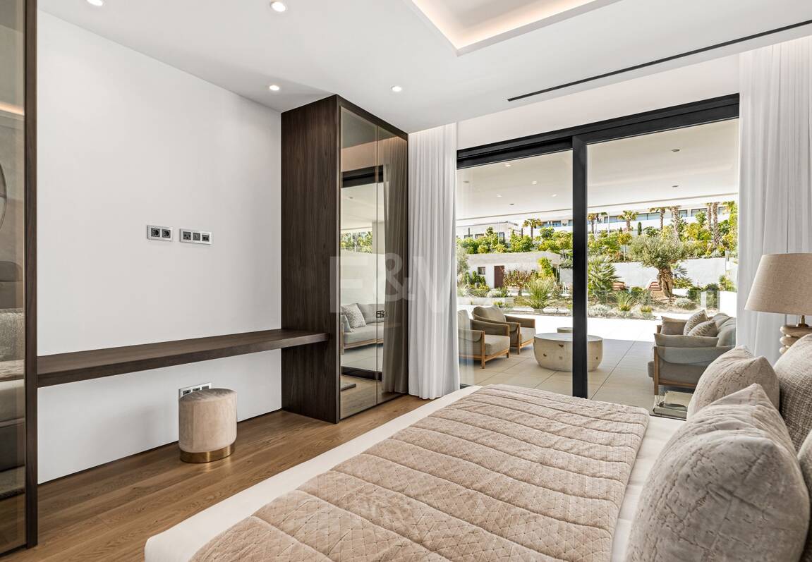 Elegant Duplex lägenhet i en modern Golden Mile gemenskap