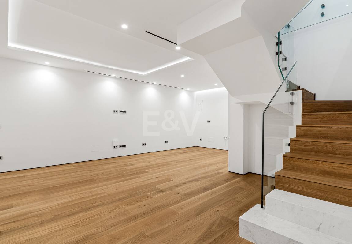 Elegant Duplex lägenhet i en modern Golden Mile gemenskap