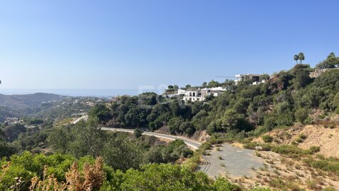 Terrain de Monte Mayor avec vue imprenable sur la mer et la montagne