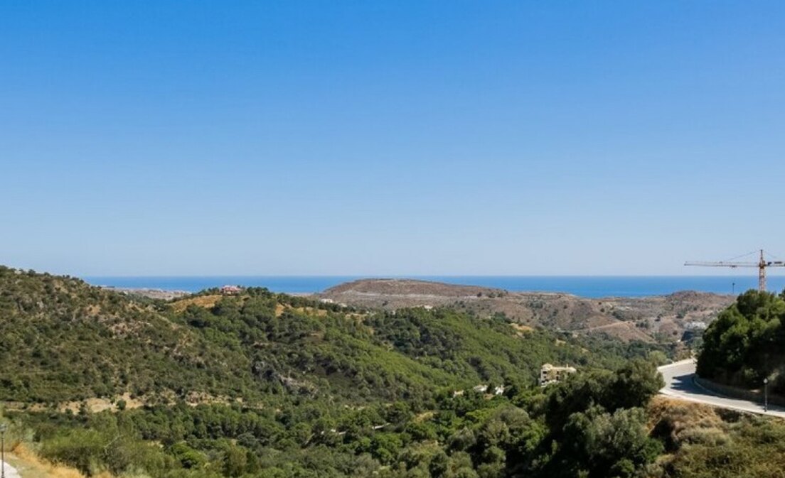 Terrain de Monte Mayor avec vue imprenable sur la mer et la montagne