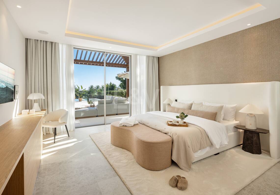 Exquise et moderne villa de golf en première ligne dans la prestigieuse La Cerquilla