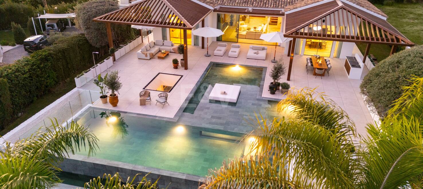 Utsökt och modern frontline golfvilla i prestigefyllda La Cerquilla