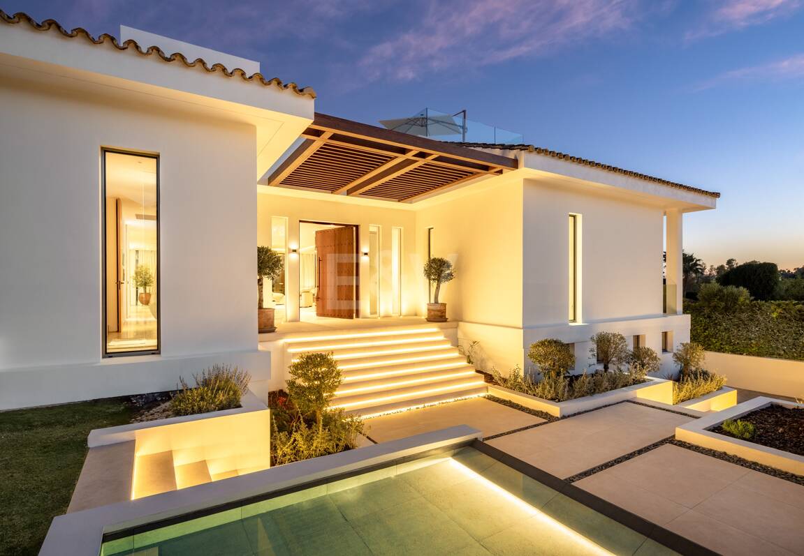 Exquisite und moderne Villa in 1. Golfreihe im prestigeträchtigen La Cerquilla