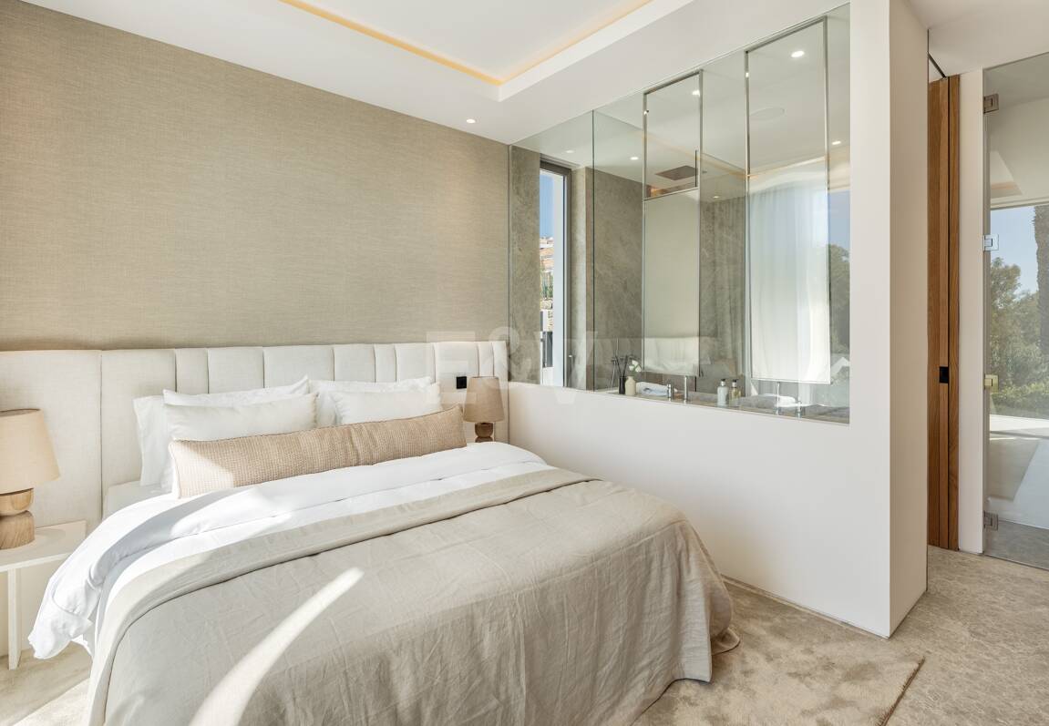 Exquisite und moderne Villa in 1. Golfreihe im prestigeträchtigen La Cerquilla