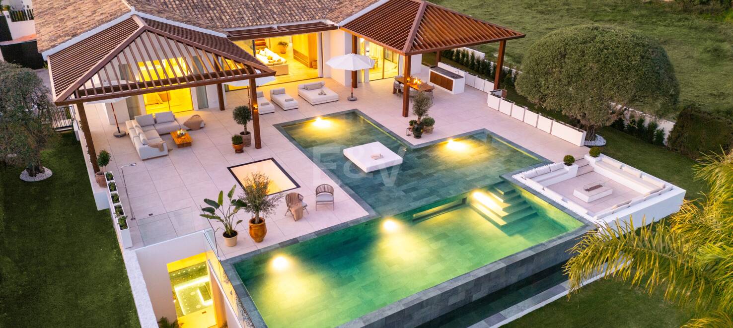 Utsökt och modern frontline golfvilla i prestigefyllda La Cerquilla