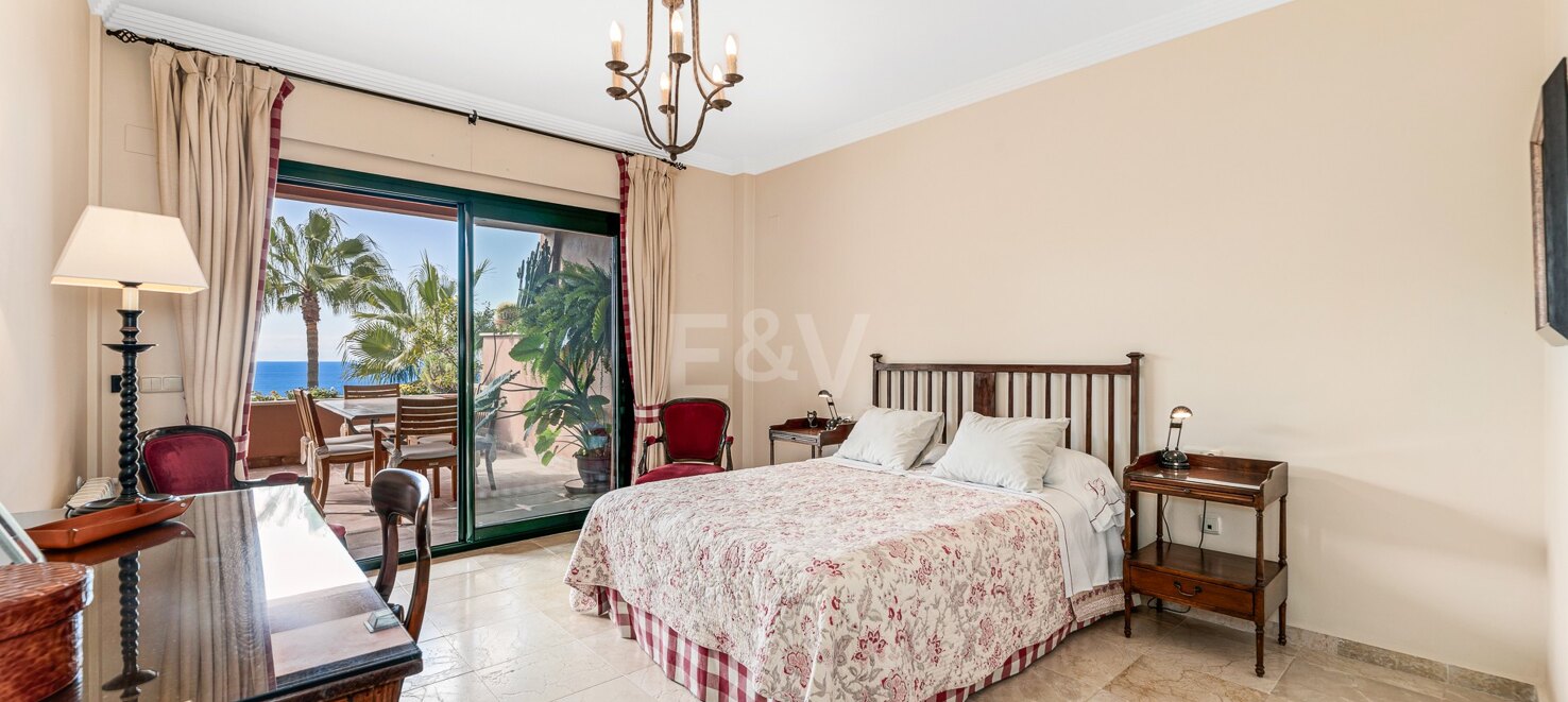 Élégant appartement de 4 chambres avec vue magnifique sur la mer – El Rosario, Marbella