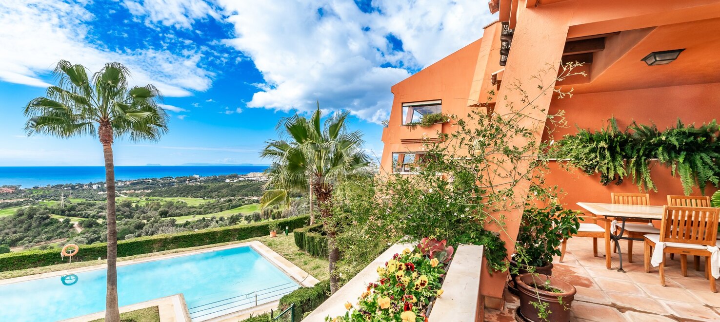 Élégant appartement de 4 chambres avec vue magnifique sur la mer – El Rosario, Marbella