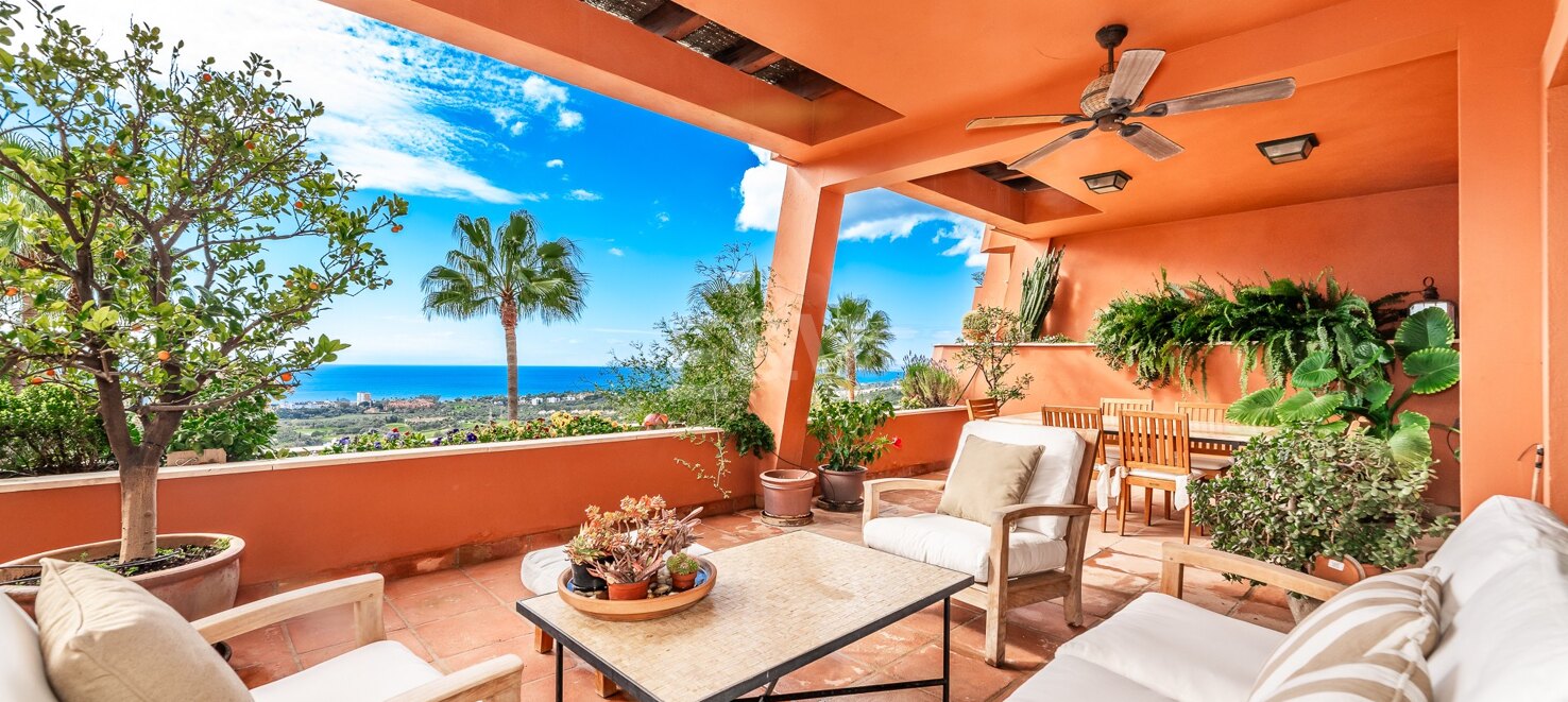 Élégant appartement de 4 chambres avec vue magnifique sur la mer – El Rosario, Marbella