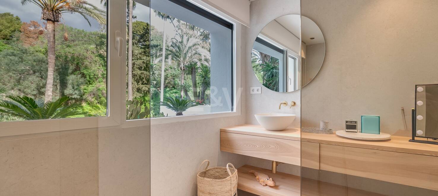 Lomas de Marbella Club Modern Duplex med privat trädgård och pool