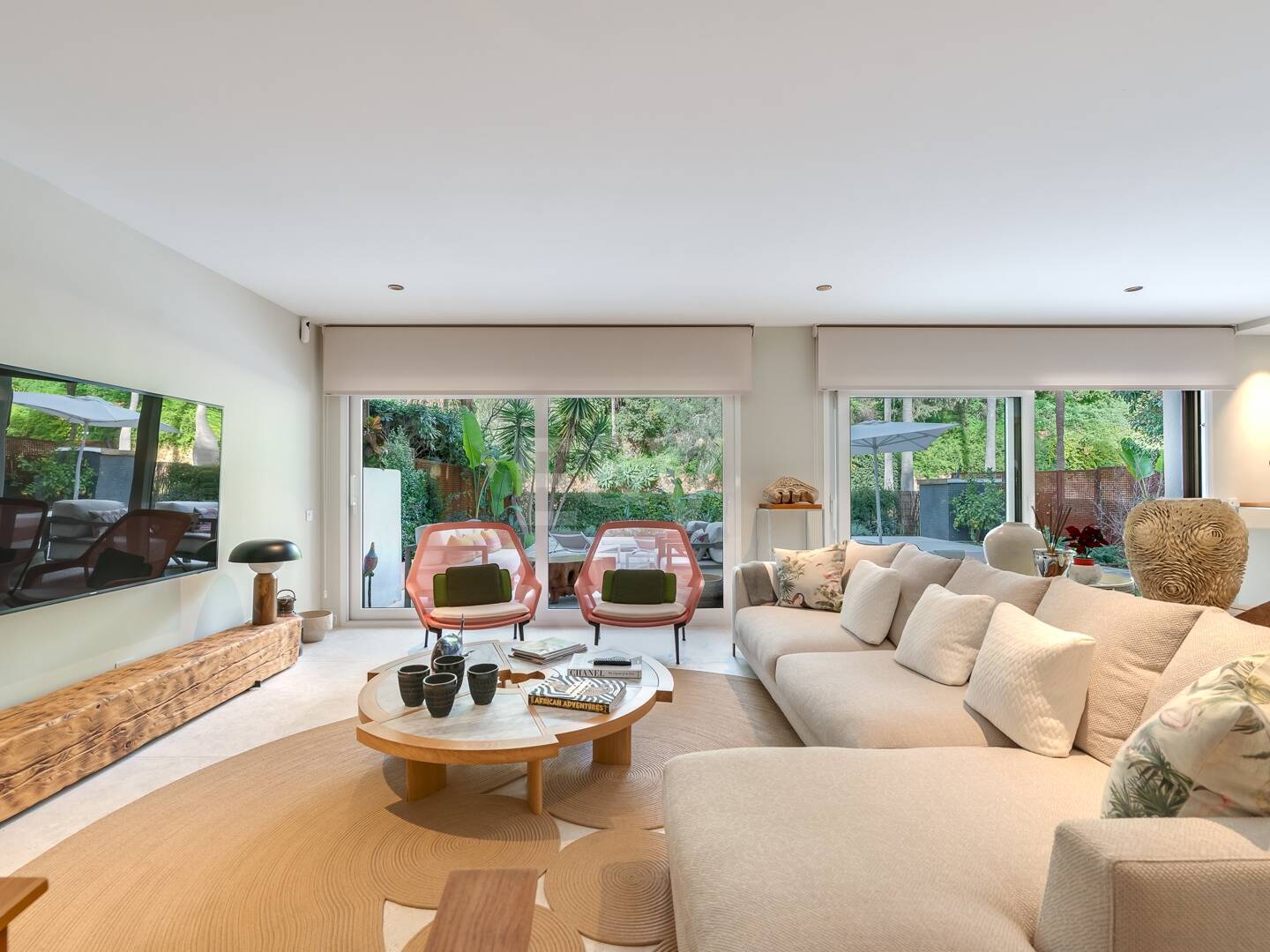 Lomas de Marbella Club Modernes Duplex mit privatem Garten und Pool