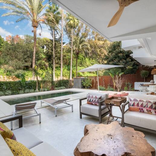 Lomas de Marbella Club Modern Duplex med privat trädgård och pool
