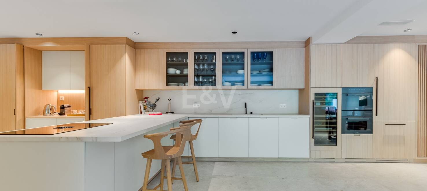 Lomas de Marbella Club Modern Duplex med privat trädgård och pool
