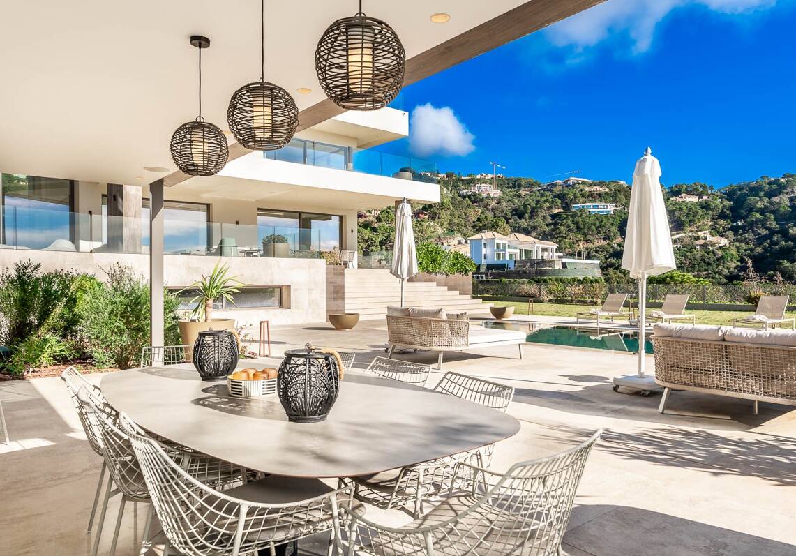Brand new modern villa with spectacular sea views in La Zagaleta