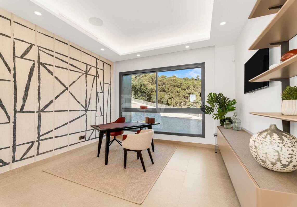 Brand new modern villa with spectacular sea views in La Zagaleta