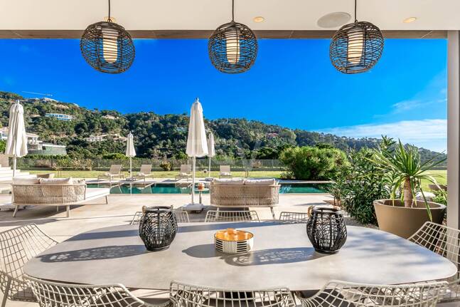 Brand new modern villa with spectacular sea views in Zagaleta