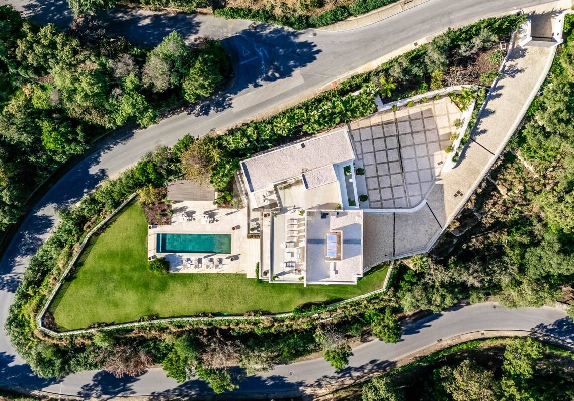 Brand new modern villa with spectacular sea views in La Zagaleta