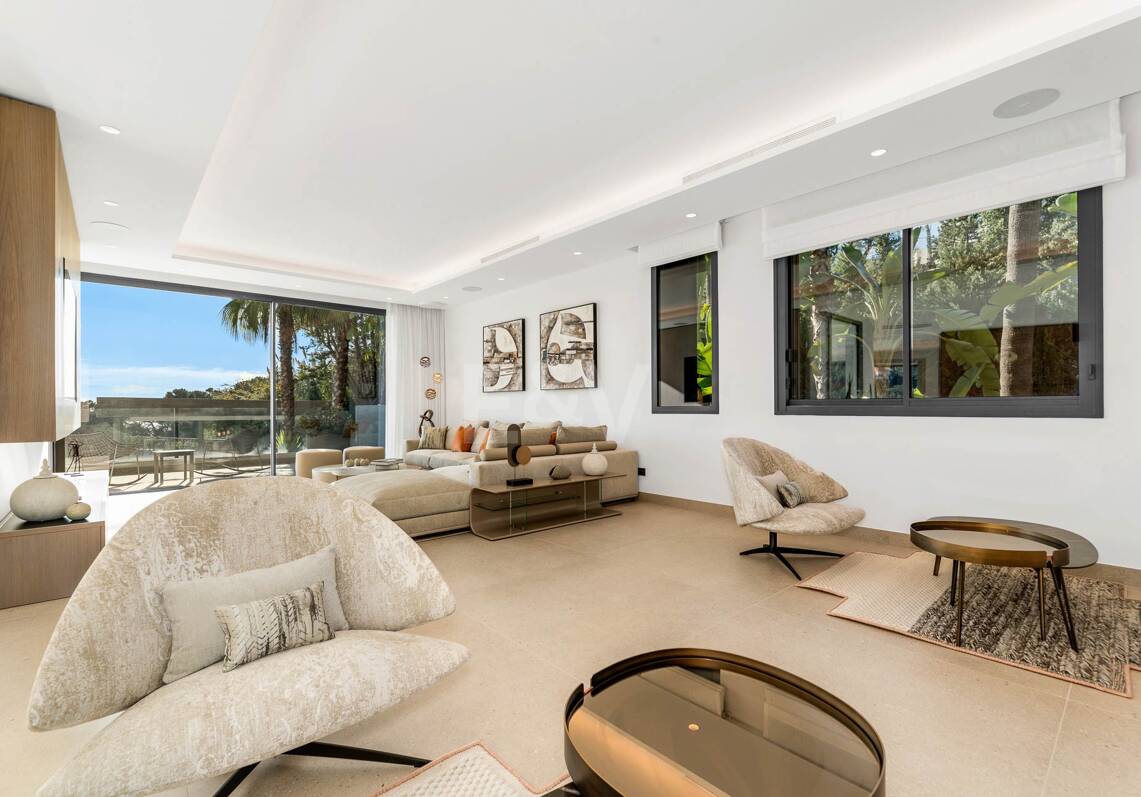Brand new modern villa with spectacular sea views in La Zagaleta