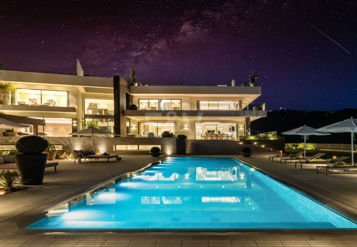 Brand new modern villa with spectacular sea views in Zagaleta