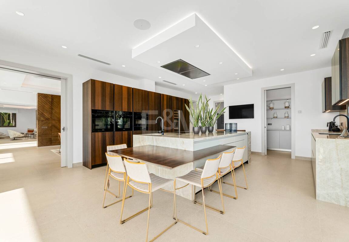 Brand new modern villa with spectacular sea views in Zagaleta