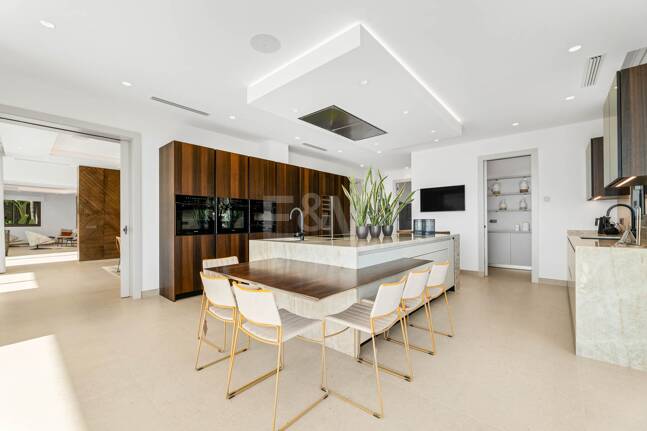 Brand new modern villa with spectacular sea views in Zagaleta