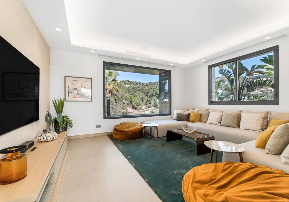 Brand new modern villa with spectacular sea views in La Zagaleta