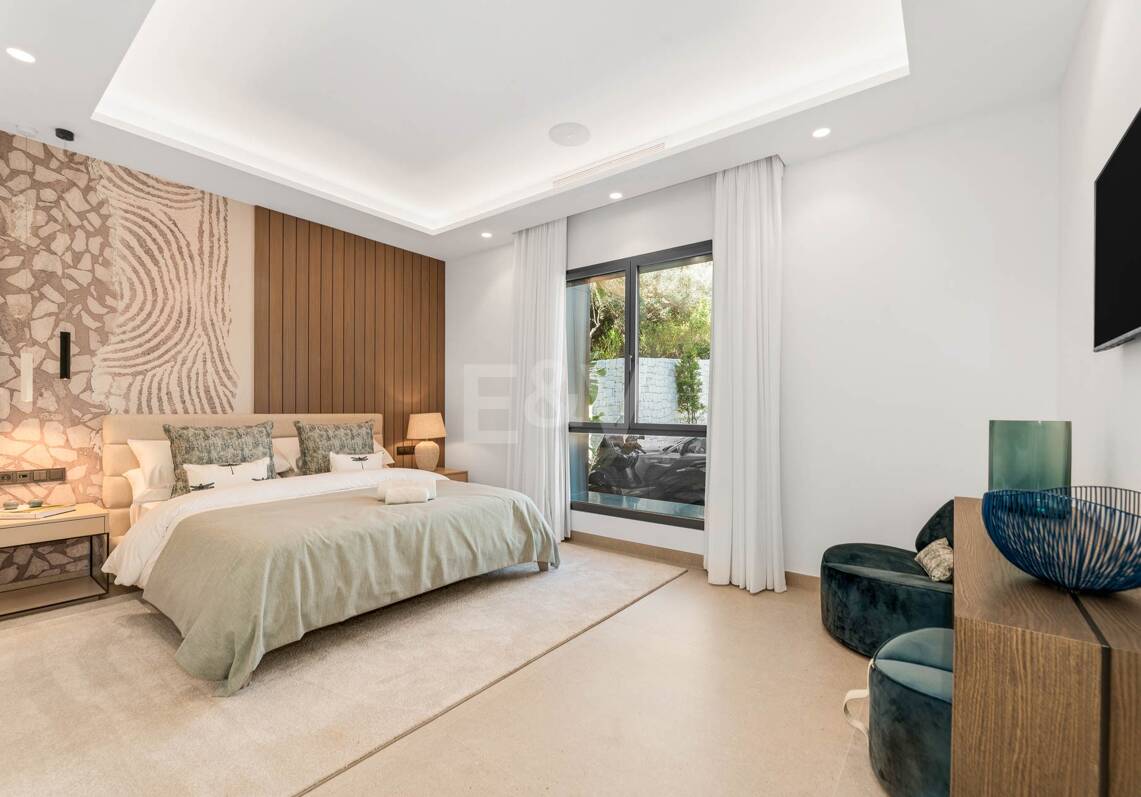 Brand new modern villa with spectacular sea views in La Zagaleta