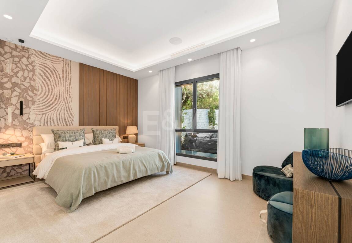 Brand new modern villa with spectacular sea views in Zagaleta