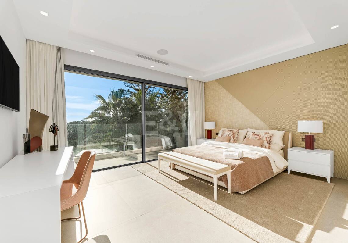 Brand new modern villa with spectacular sea views in La Zagaleta