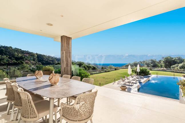 Brand new modern villa with spectacular sea views in Zagaleta