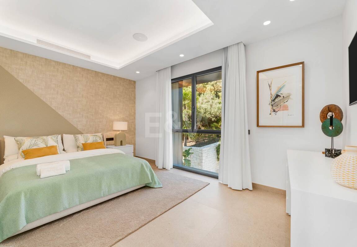 Brand new modern villa with spectacular sea views in Zagaleta