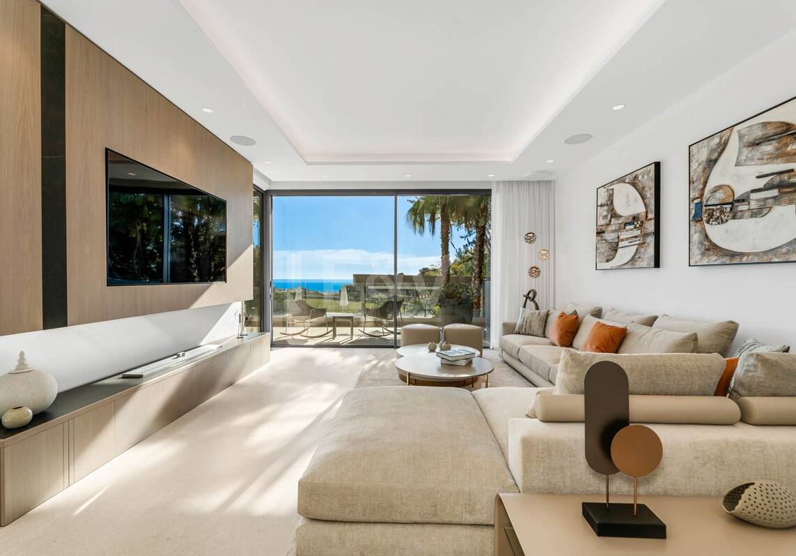 Brand new modern villa with spectacular sea views in La Zagaleta