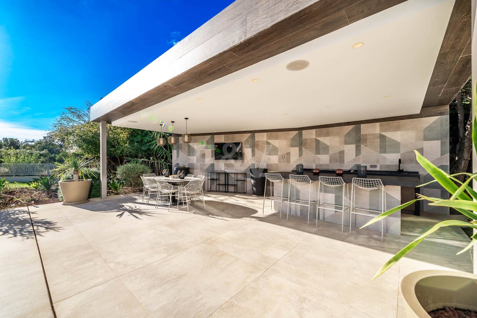 Brand new modern villa with spectacular sea views in Zagaleta