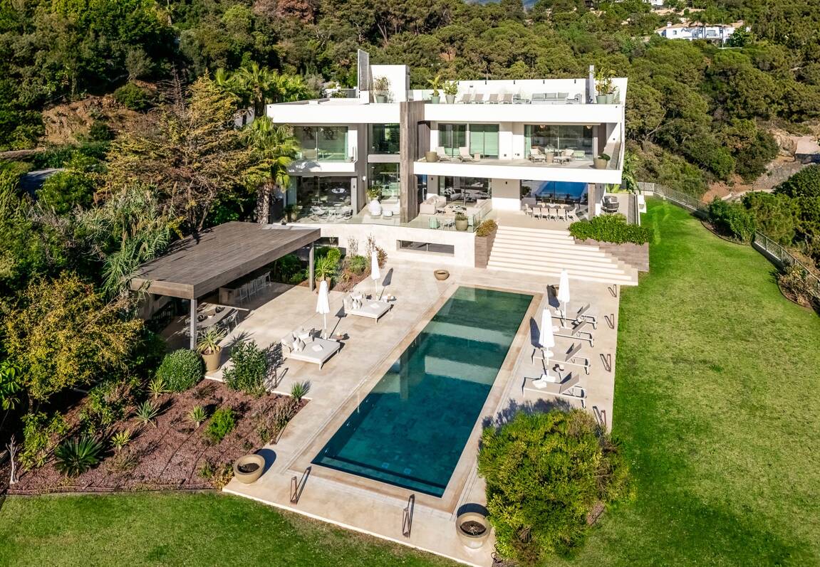 Brand new modern villa with spectacular sea views in Zagaleta